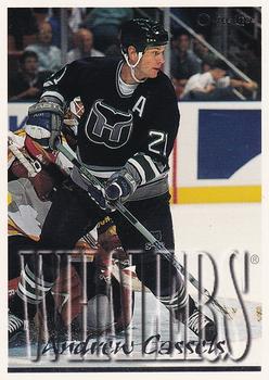1995-96 Topps - O-Pee-Chee #30 Andrew Cassels Front