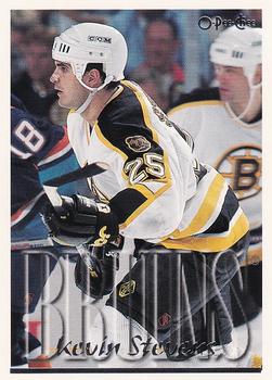 1995-96 Topps - O-Pee-Chee #282 Kevin Stevens Front
