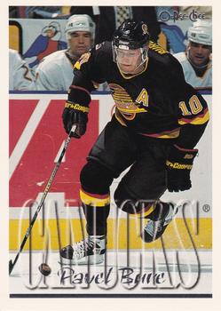 1995-96 Topps - O-Pee-Chee #300 Pavel Bure Front