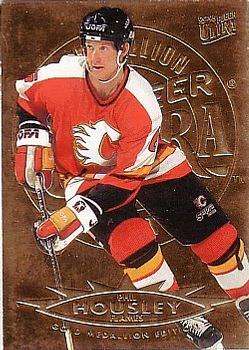 1995-96 Ultra - Gold Medallion #25 Phil Housley Front