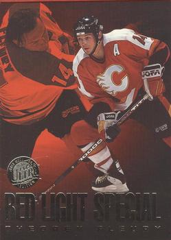 1995-96 Ultra - Red Light Special Gold Medallion #2 Theoren Fleury Front