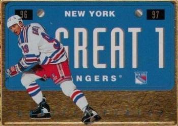 1996-97 Leaf Preferred - Vanity Plates Gold #1 Wayne Gretzky Front