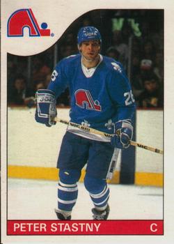 1985-86 O-Pee-Chee #31 Peter Stastny Front