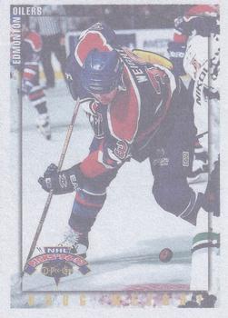 1996-97 Topps NHL Picks - O-Pee-Chee #23 Doug Weight Front