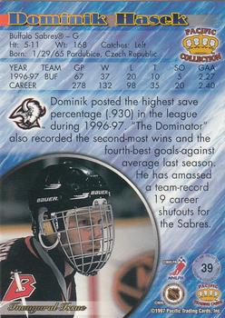 1997-98 Pacific Crown Collection - Emerald Green #39 Dominik Hasek Back