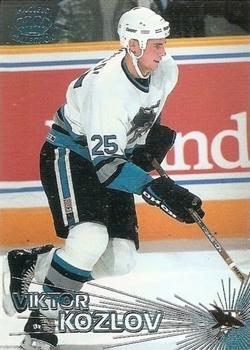 1997-98 Pacific Crown Collection - Ice Blue #125 Viktor Kozlov Front