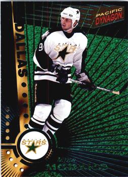 1997-98 Pacific Dynagon - Emerald Green #37 Mike Modano Front