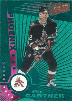 1997-98 Pacific Dynagon - Emerald Green #95 Mike Gartner Front