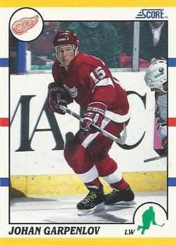 1990-91 Score Rookie and Traded #17T Johan Garpenlov Front