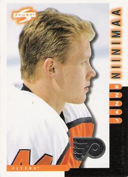 1997-98 Score Philadelphia Flyers #9 Janne Niinimaa Front