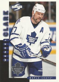 1997-98 Score Toronto Maple Leafs #5 Wendel Clark Front