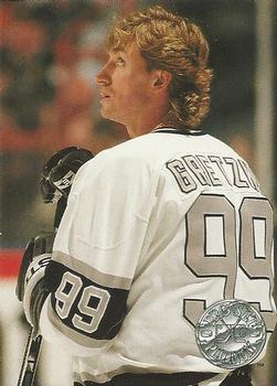 1991-92 Pro Set Platinum - Collectibles #PC4 Wayne Gretzky Front