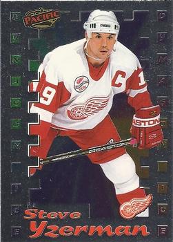 1998-99 Pacific - Dynagon Ice #10 Steve Yzerman Front