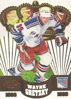 1998-99 Pacific - Gold Crown Die Cuts #23 Wayne Gretzky Front