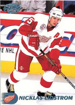 1998-99 Pacific - Ice Blue #5 Nicklas Lidstrom Front