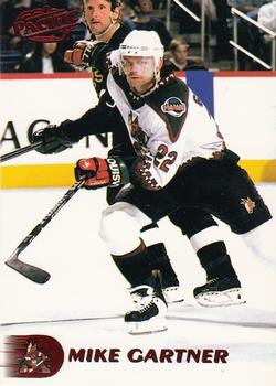 1998-99 Pacific - Red #338 Mike Gartner Front