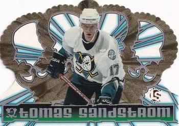 1998-99 Pacific Crown Royale - Limited Series #4 Tomas Sandstrom Front