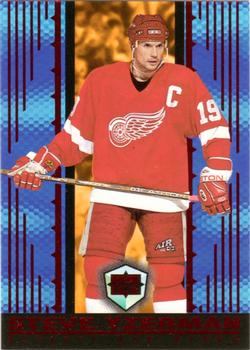 1998-99 Pacific Dynagon Ice - Red #69 Steve Yzerman Front