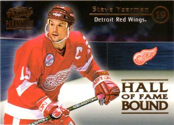 1998-99 Pacific Paramount - Hall of Fame Bound #5 Steve Yzerman Front
