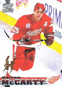 1998-99 Pacific Paramount - HoloElectric #79 Darren McCarty Front