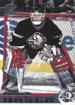 1998-99 Pacific Paramount - Ice Blue #19 Dominik Hasek Front