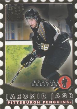 1998-99 Pacific Paramount - Special Delivery Die Cuts #16 Jaromir Jagr Front
