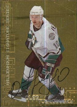 1999-00 Be a Player Millennium Signature Series - Autographs Gold #3 Oleg Tverdovsky Front