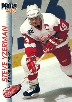 1992-93 Pro Set #39 Steve Yzerman Front