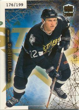 1999-00 Pacific Dynagon Ice - Gold #65 Brett Hull Front