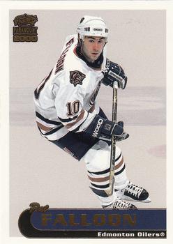 1999-00 Pacific Paramount - Gold #90 Pat Falloon Front