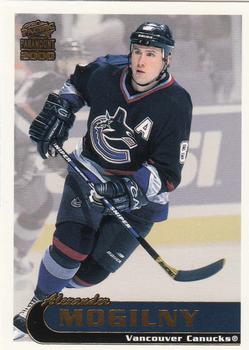1999-00 Pacific Paramount - Gold #236 Alexander Mogilny Front