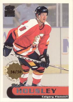 1999-00 Pacific Paramount - Premiere Date #39 Phil Housley Front