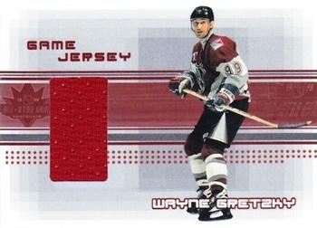 2000-01 Be a Player Memorabilia - Game Jersey #J-25 Wayne Gretzky Front