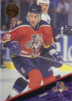 1993-94 Leaf #401 Andrei Lomakin Front
