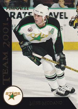 1993-94 Pinnacle - Team 2001 #17 Mike Modano Front