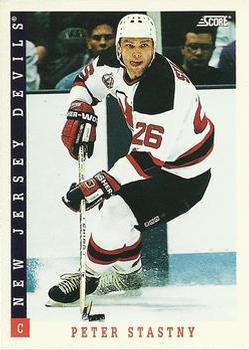 1993-94 Score #22 Peter Stastny Front
