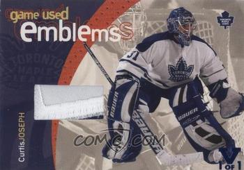 2001-02 Be a Player Between the Pipes - Emblems #GE-06 Curtis Joseph Front