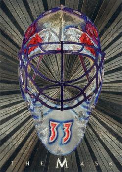 2001-02 Be a Player Between the Pipes - The Mask Silver #NNO Patrick Roy Front