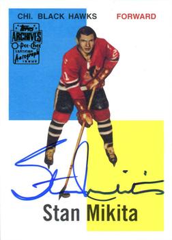 2001-02 Topps / O-Pee-Chee Archives - Autographs #14 Stan Mikita Front