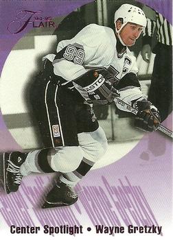 1994-95 Flair - Center Spotlight #4 Wayne Gretzky Front