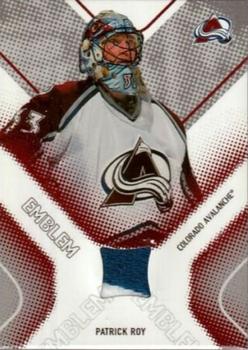 2002-03 Be a Player Between the Pipes - Emblems #GUE-25 Patrick Roy Front