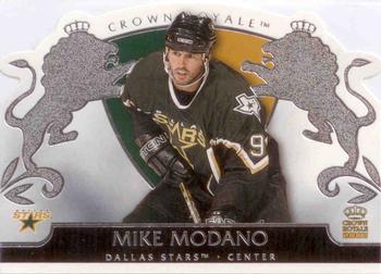 2002-03 Pacific Crown Royale - Retail (Silver) #30 Mike Modano Front