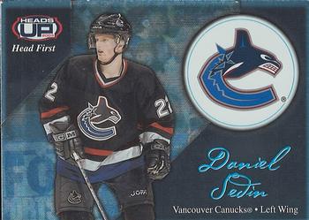 2002-03 Pacific Heads Up - Head First #15 Daniel Sedin Front