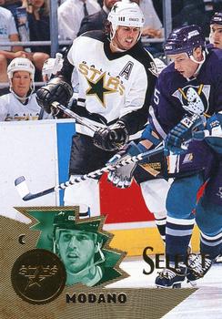 1994-95 Select #38 Mike Modano Front