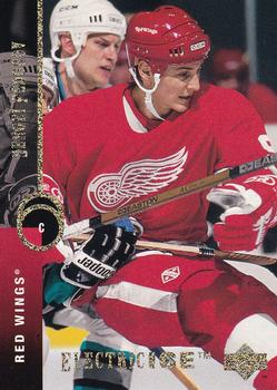 1994-95 Upper Deck - Electric Ice #37 Sergei Fedorov Front