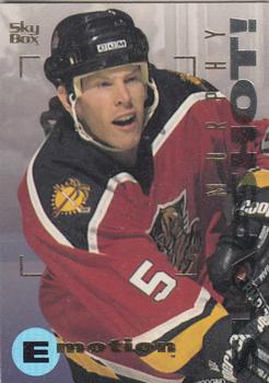 1995-96 SkyBox E-Motion #70 Gord Murphy Front