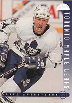 1995-96 Leaf #270 Dave Andreychuk Front