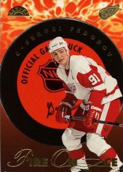 1995-96 Leaf - Fire on Ice #7 Sergei Fedorov Front
