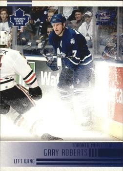 2004-05 Pacific - Blue #250 Gary Roberts Front