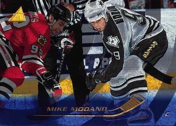 1995-96 Pinnacle - Rink Collection #108 Mike Modano Front